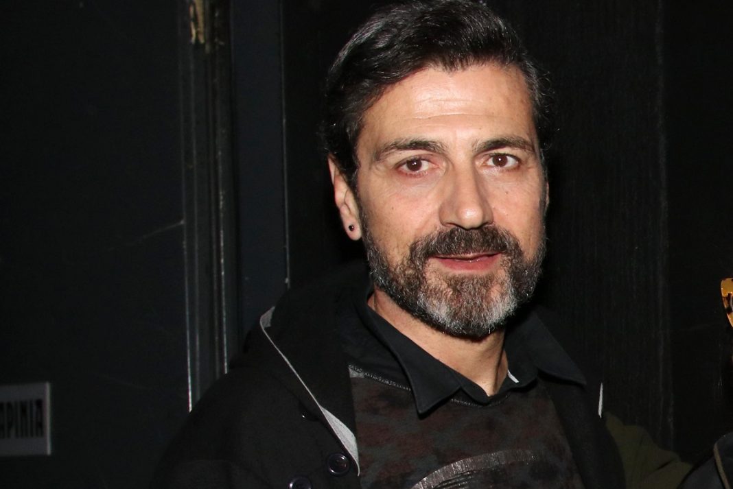 Κώστας Φαλελάκης: «Νομίζω ότι είμαι πιο δημοφιλής σαν ΛΟΑΤΚΙ άτομο παρά σαν ηθοποιός»