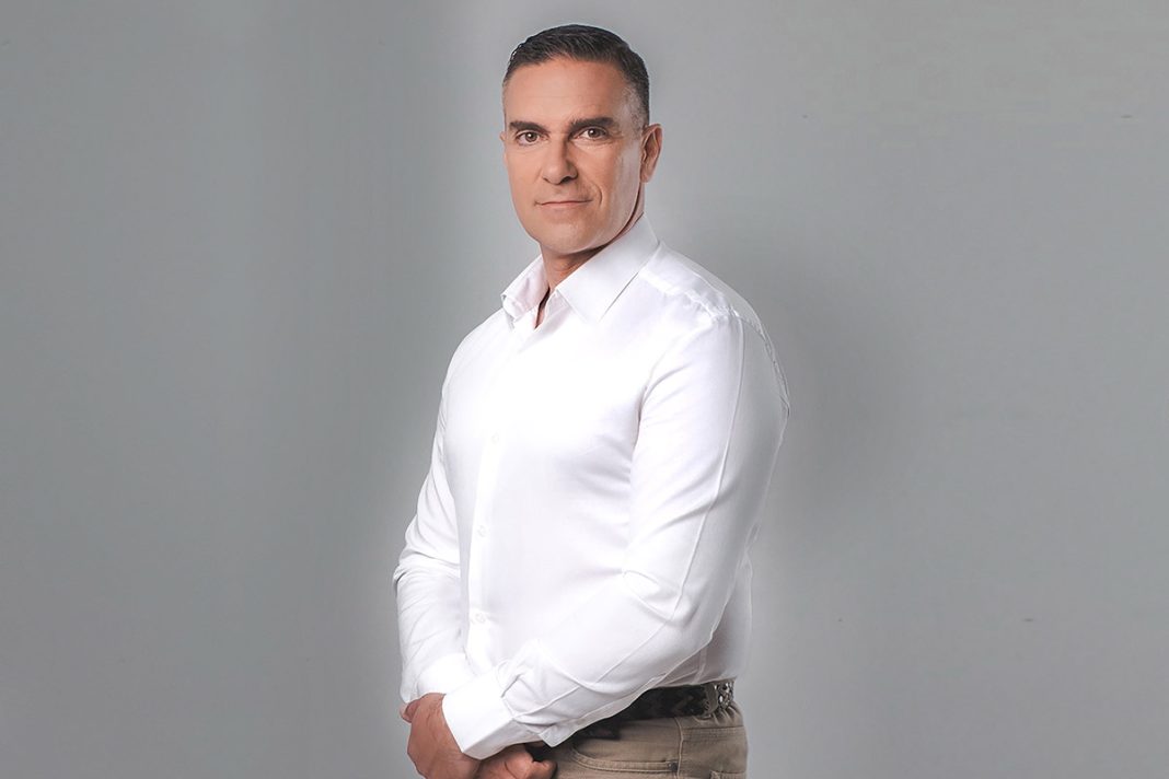 Βασιλης Μπουτσης: «Οι λύσεις έρχονται μέσα από τα έργα»