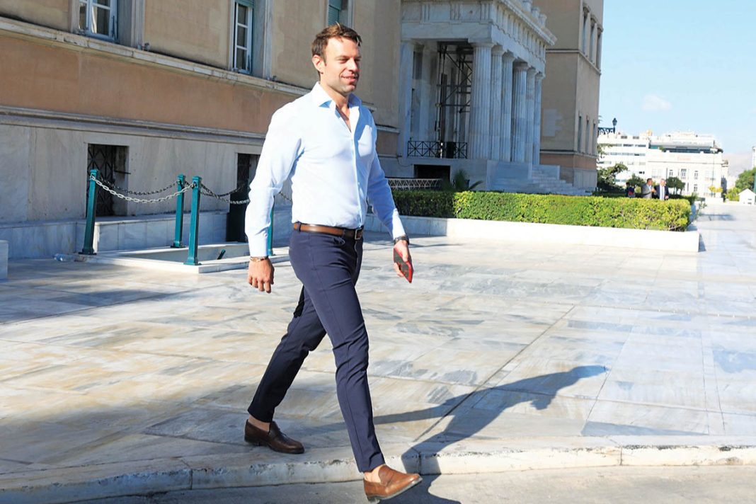 Κεραυνοβόλος έρωτας για τον Κασσελάκη