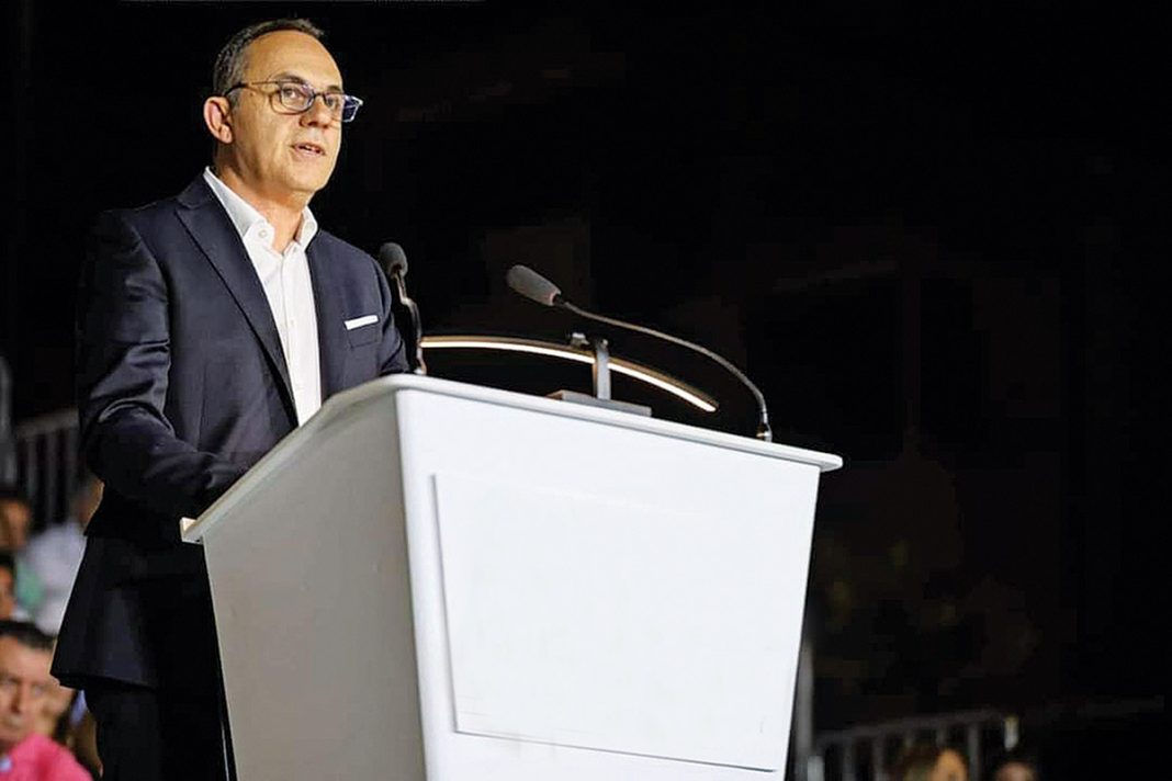 Πανουργιάς Παπαϊωάννου: «Επανάσταση» για τη Λαμία!