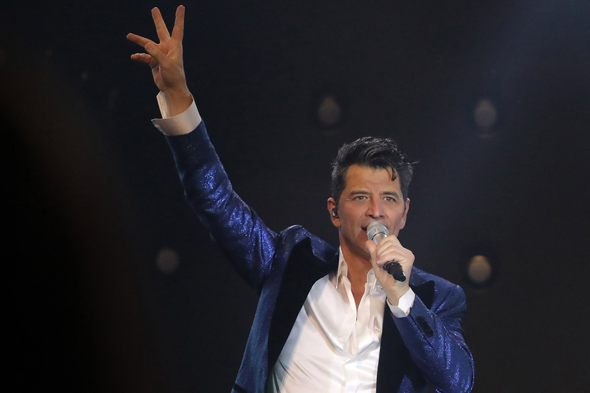 sakis rouvas27093