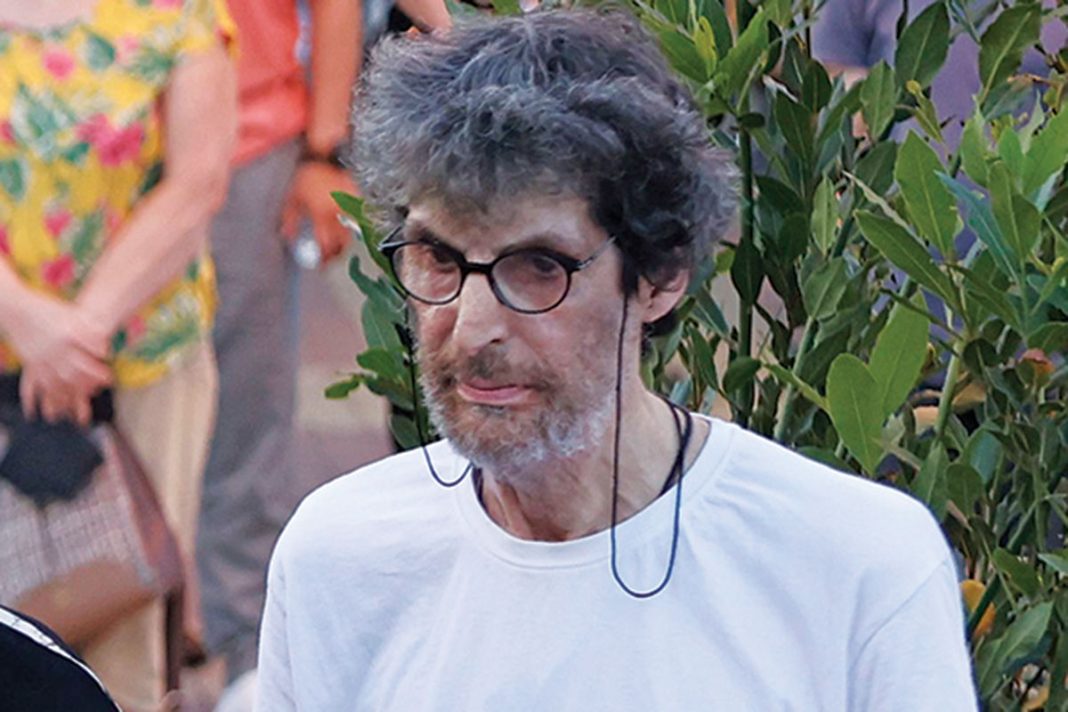 Ο Γιώργος Θεοδωράκης ζητά βοήθεια: «Σκέφτομαι να κάνω κακό στον εαυτό μου»