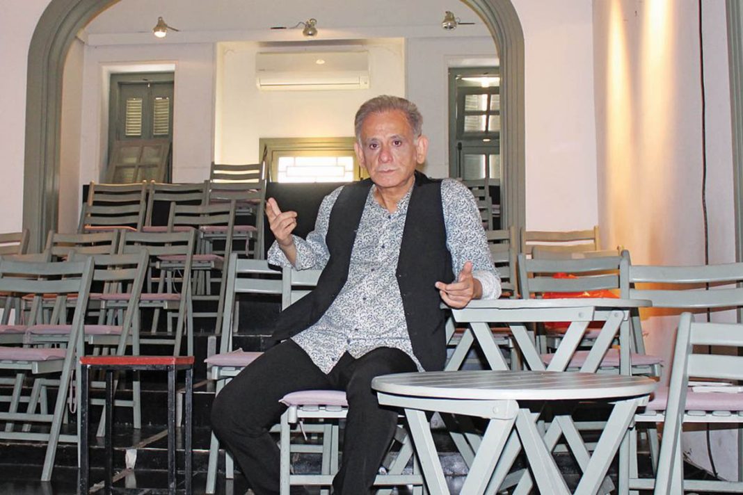 Βασίλης Βλάχος: «Έτσι έδωσα πνοή στο σπίτι του Καραγάτση»