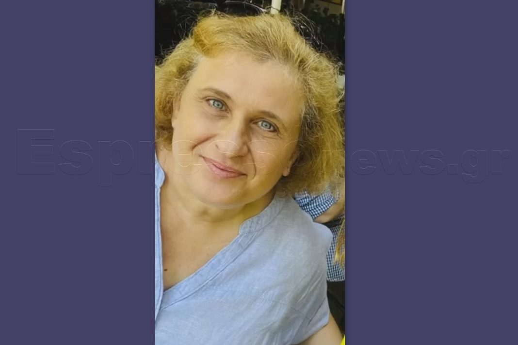 Είναι μαμά γνωστής ηθοποιού - Τρομερή η ομοιότητά τους