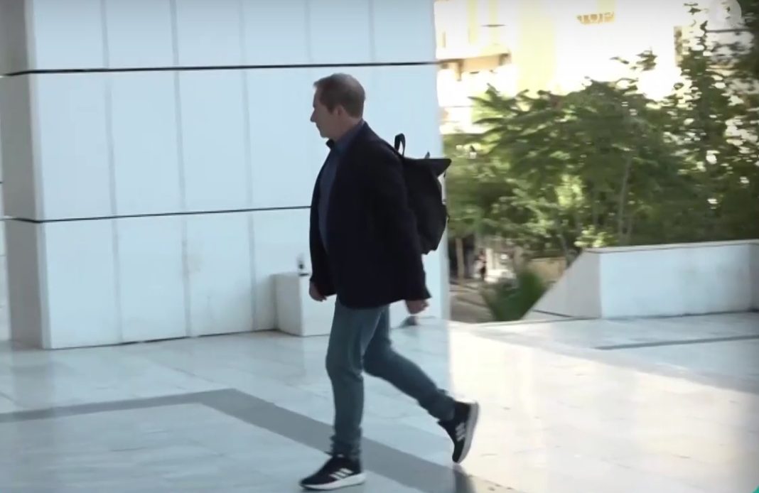 Ο Δημήτρης Λιγνάδης ξανά στο εδώλιο για βιασμούς