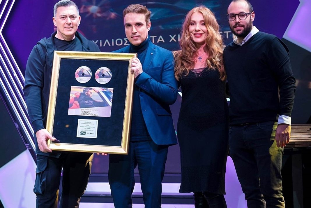 Ο Αντρέας Γιατράκος υποψήφιος για Grammy στα φετινά μουσικά βραβεία