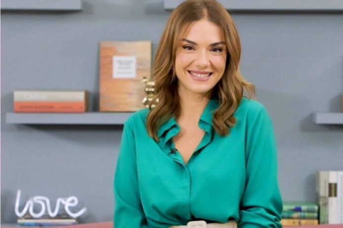 Σκληρή κριτική στη Βάσω Λασκαράκη: «Κάποιοι ηθοποιοί δεν μπορούν να κάνουν συνεντεύξεις»