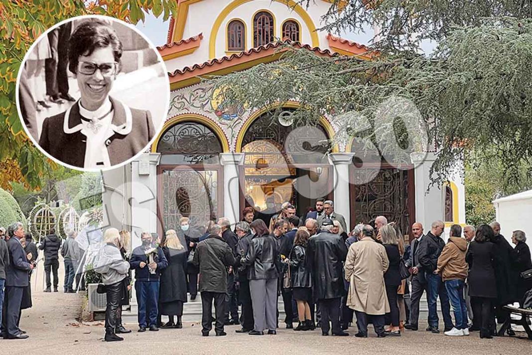 Δέσποινα Παπαδοπούλου: Μια χούφτα άνθρωποι στο «αντίο» της συζύγου του δικτάτορα