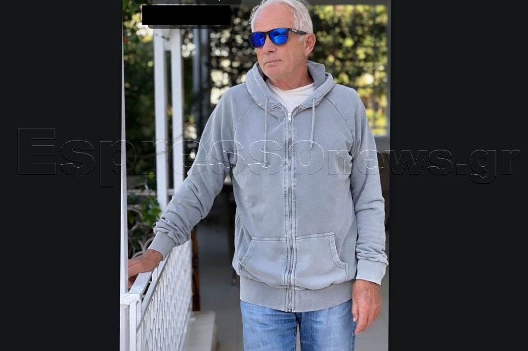 Δε θα πιστέψετε ποια είναι η κόρη του γοητευτικού κυρίου της φωτογραφίας