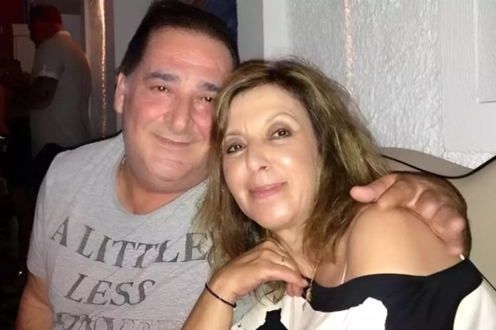 Βασίλης Καρράς: Αυτό το τραγούδι αφιέρωνε στη σύζυγό του