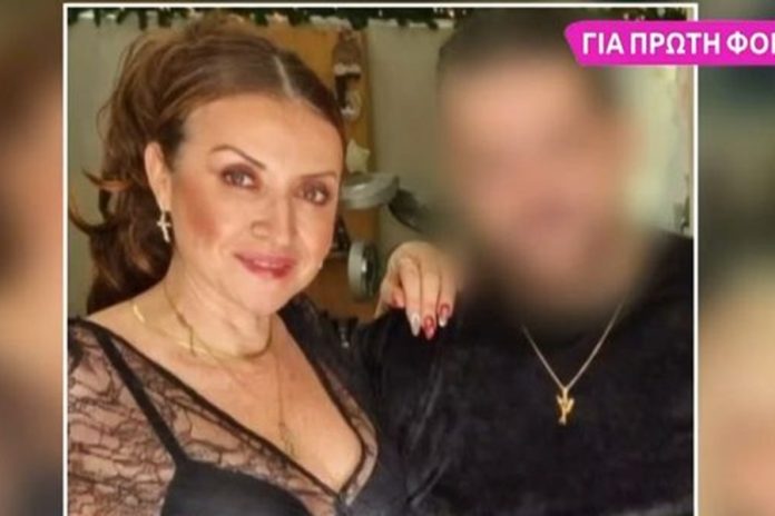 Εργαζόμενη στο κομμωτήριο Βριλησσίων με τις κρυφές κάμερες ξεσπάει κατά της συζύγου του ιδιοκτήτη