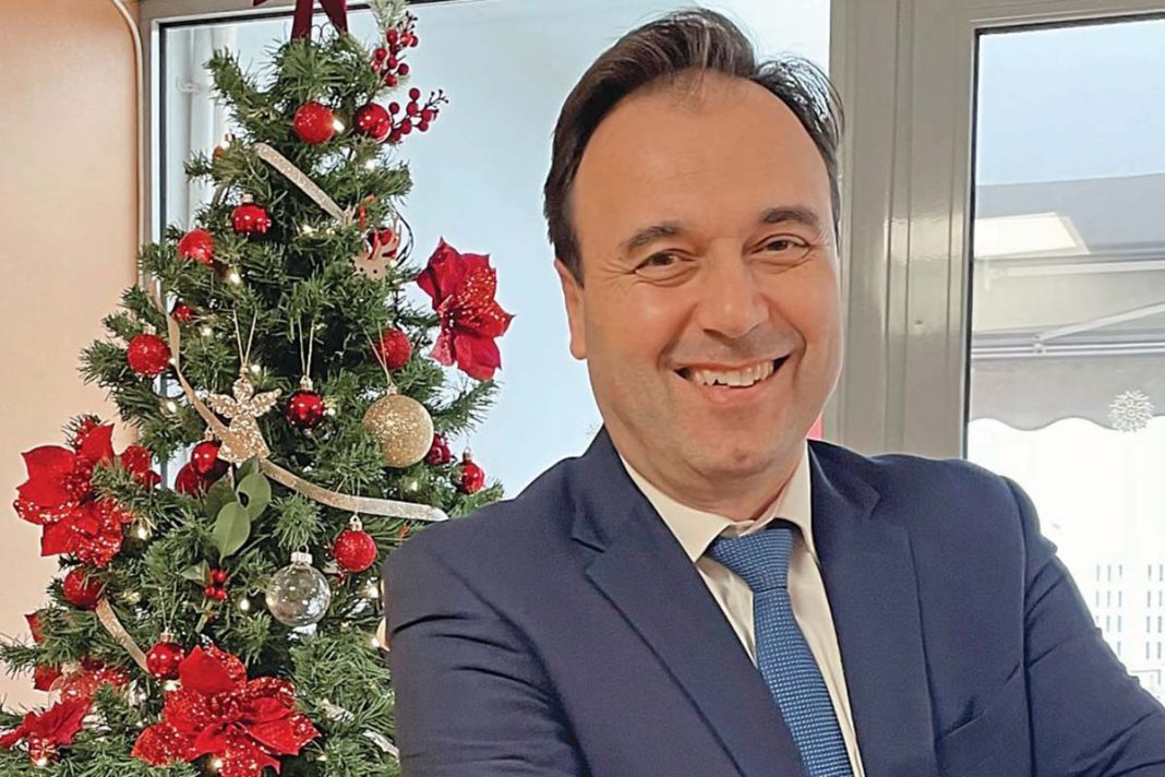 Δημήτρης Παπαστεγίου: Από το δημαρχείο των «έξυπνων» Τρικάλων στον ψηφιακό κόσμο μιας ολόκληρης χώρας