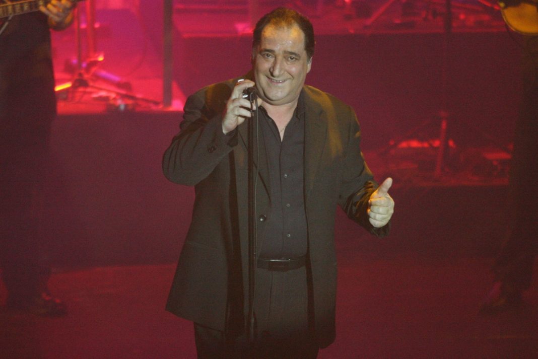 «Ο Βασίλης Καρράς μού έλεγε να τον φωνάζω παππού, μου είχε χαρίσει και δυο ρολόγια του»