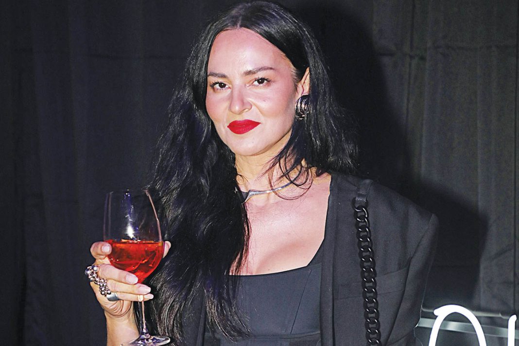 «Πράσινο» στη Ζενεβιέβ Μαζαρί από το Star για νέα ραντεβουδάκια