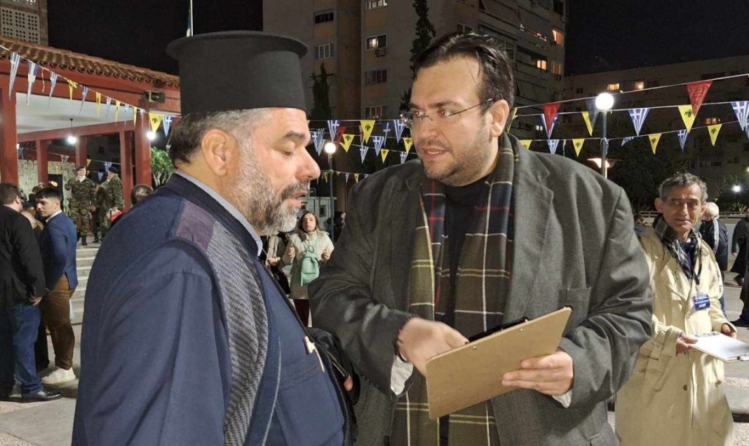 Σαρωτική συγκέντρωση υπογραφών του ΛΑ.Ο.Σ κατά της τεκνοθεσίας και της υιοθεσίας από ομόφυλα ζευγάρια - Το μήνυμα του προέδρου Φίλιππου Καμπούρη