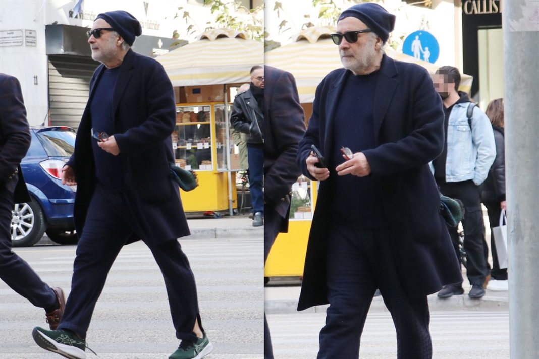 «Τσακώσαμε» τον Λάκη Λαζόπουλο στο κέντρο της Αθήνας