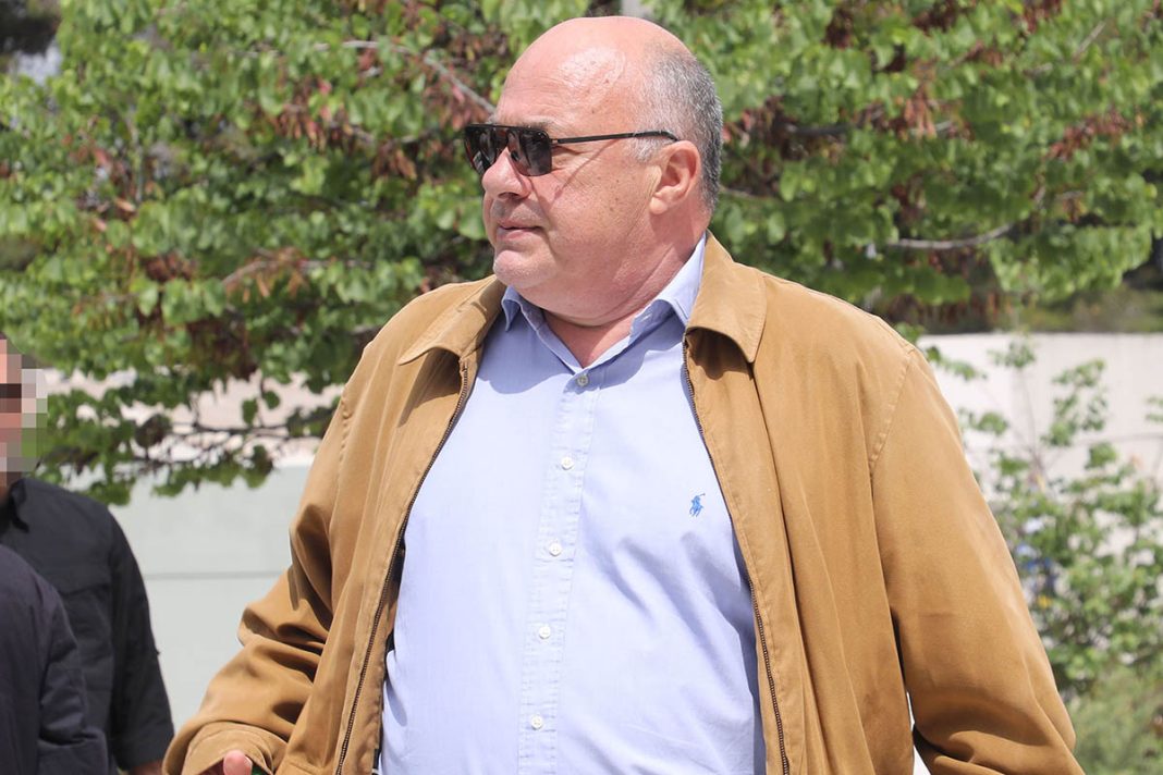 Αχιλλέας Μπέος: «Μέγας μάγκας ο Οικονομόπουλος - Προσπαθούν να καταργήσουν τους όρους πατέρας και μητέρα»