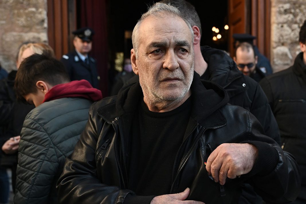Αδελφός Βασίλη Καρρά: «Είναι μία πληγή που δεν κλείνει»