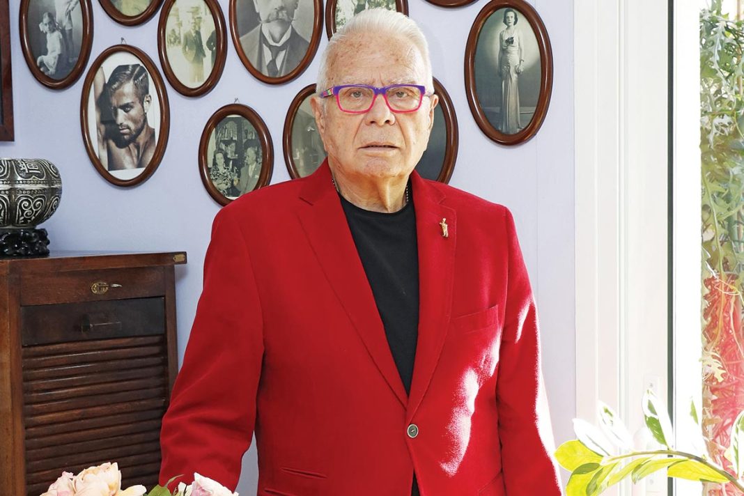 Έφυγε από τη ζωή ο σχεδιαστής μόδας, Φιλήμονας