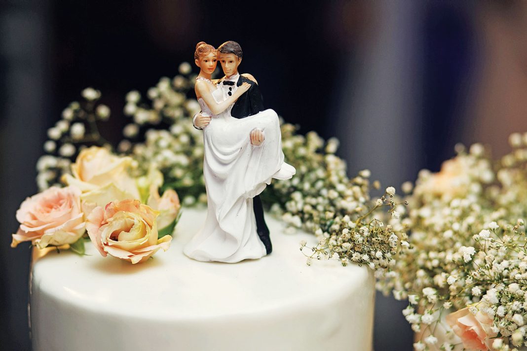 Gay επιχειρηματίας: Ζητείται νύφη επί... πληρωμή