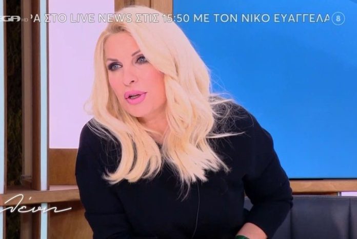 Ελένη Μενεγάκη: «Προσπαθώ να είμαι μαζεμένη με τα παιδιά μου στο instagram»