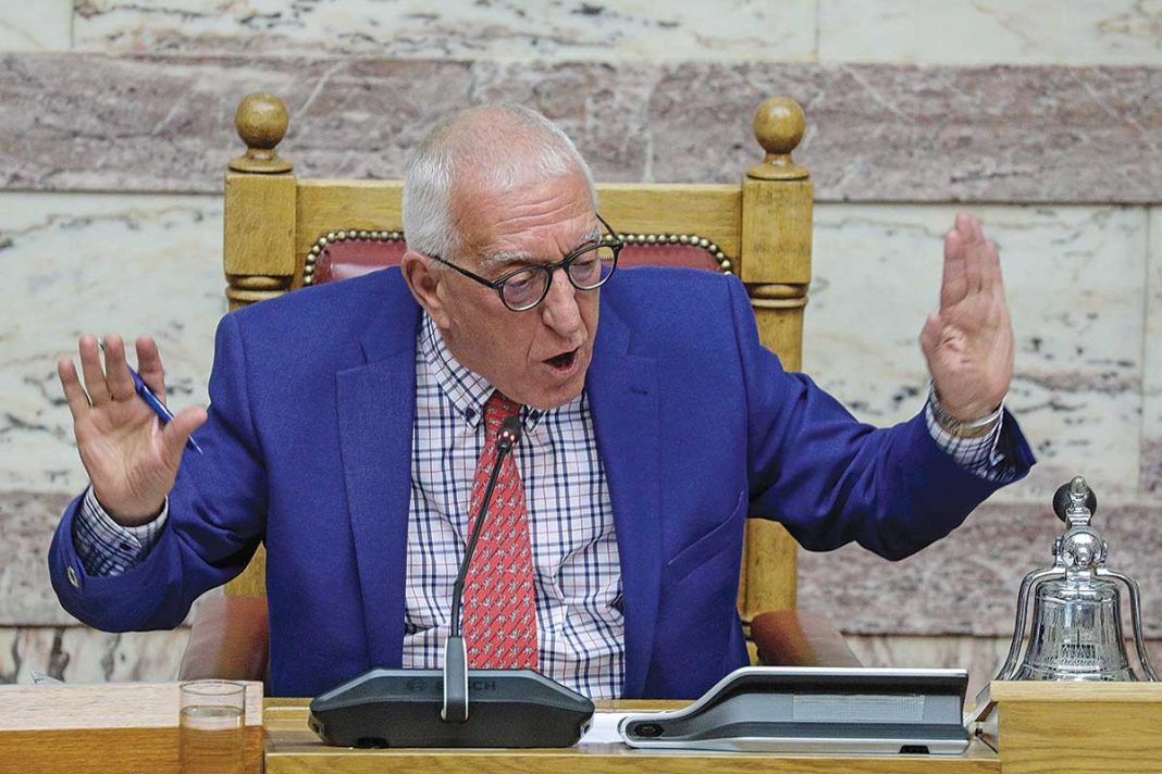 Νικήτας Κακλαμάνης: «Εγώ είμαι 60 χρόνια στο κόμμα, δεν θα μου κάνει μαθήματα βουλευτής που γνώρισα το 2019»