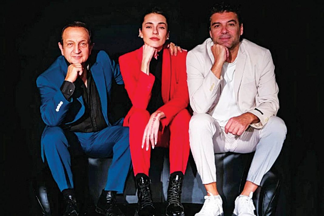 Μαζί στο θεατρικό σανίδι Σπύρος Μπιμπίλας και Κάτια Ταραμπάνκο