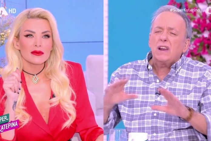 Μικρούτσικος σε Καινούργιου on air: «Το κραγιόν σου δεν μου αρέσει, είναι λίγο φτηνό»
