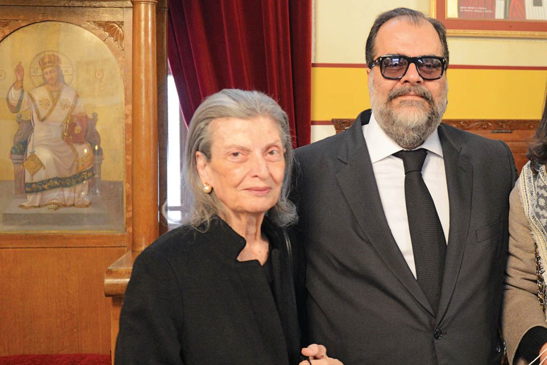 Σε στενό κύκλο το τελευταίο «αντίο» στη σεμνή αρχόντισσα της ναυτιλίας Αννυ Δ. Πατέρα στη Βουλιαγμένη