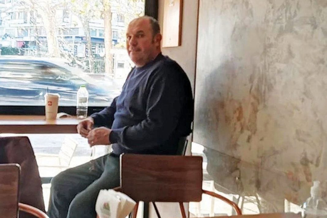 Ο πατροκτόνος των Τρικάλων παρέμεινε επί 24 ώρες μαζί με το αποκεφαλισμένο σώμα του πατέρα του