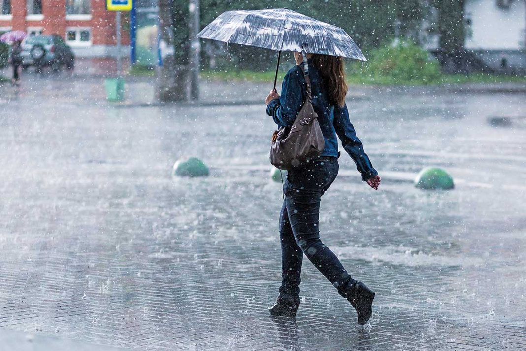 Έντονη κακοκαιρία - Αναμένεται να κλιμακωθεί τις απογευματινές και βραδινές ώρες