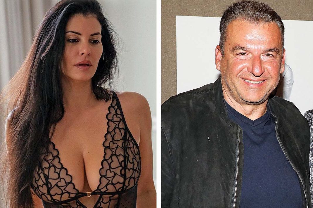 «Κόλαφος» η Κορινθίου για την αποχώρησή της από την εκπομπή του Λιάγκα