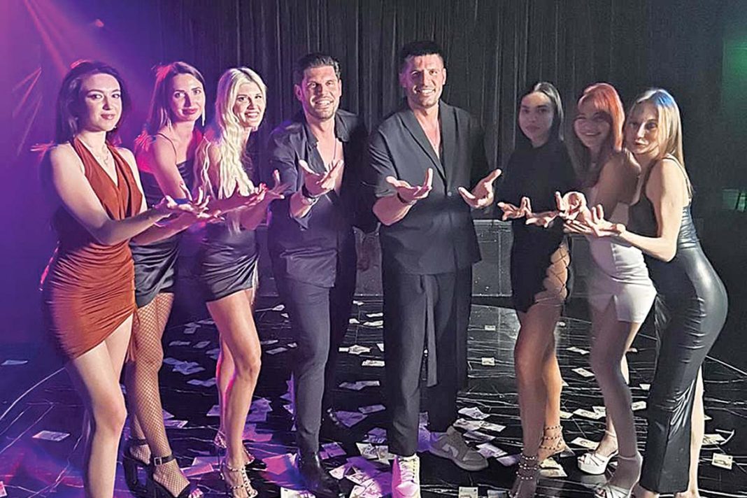 «Ριάλια» με την υπογραφή των Droulias  Brothers