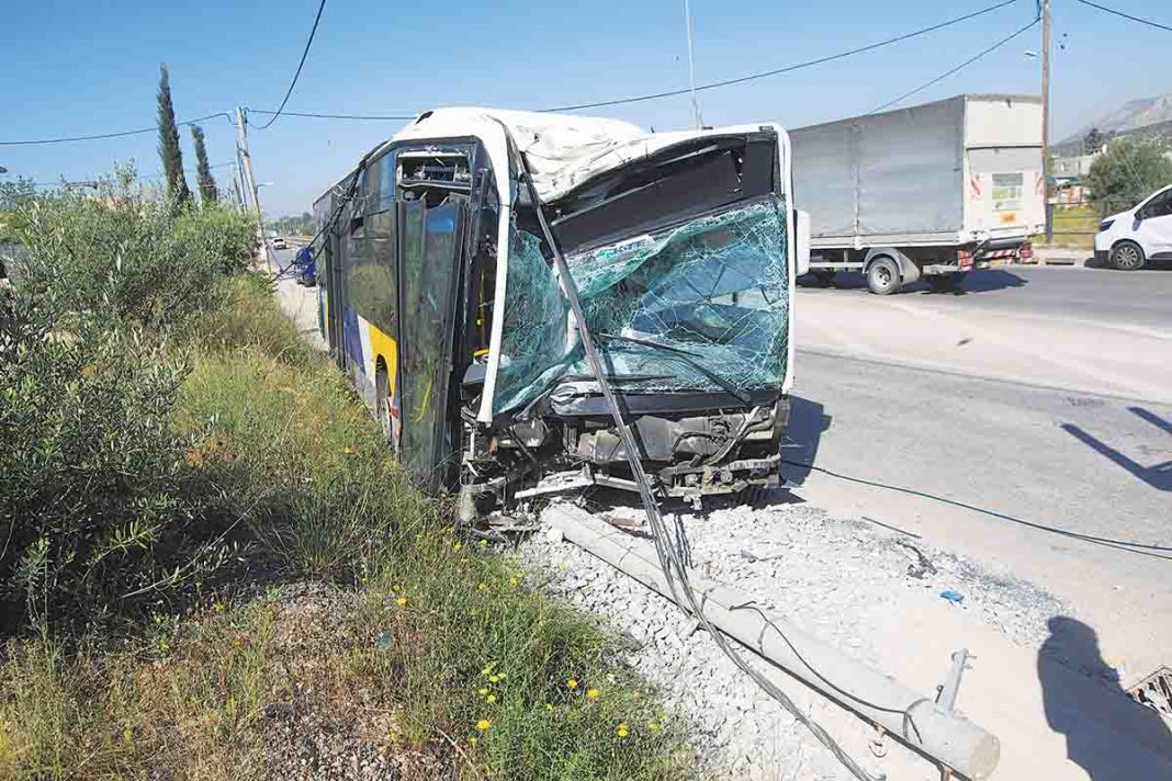 Σαν τρελό... λεωφορείο