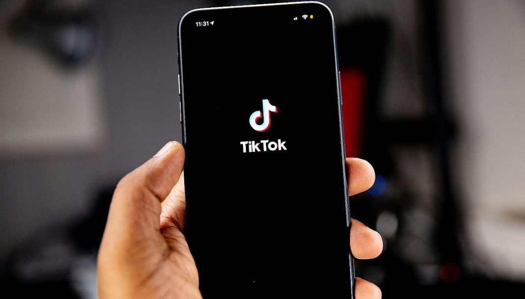 Παγκόσμιος πόλεμος του Tik Tok!