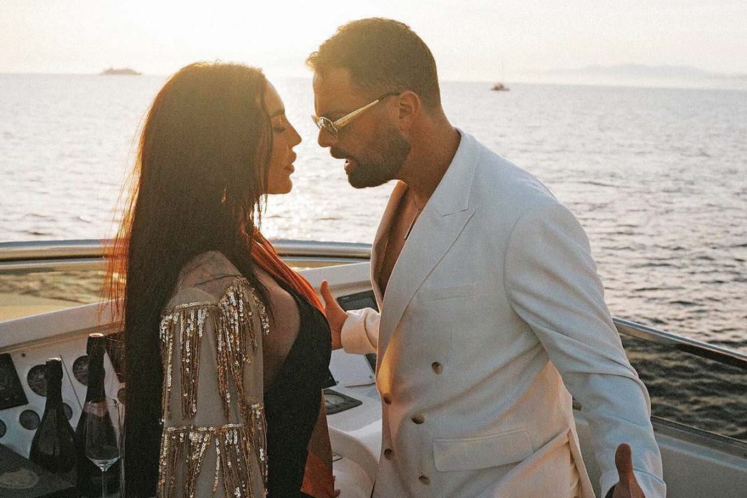 Ζέτα Θεοδωροπούλου: Η κούκλα influencer στο νέο βιντεοκλίπ του Βρεττού