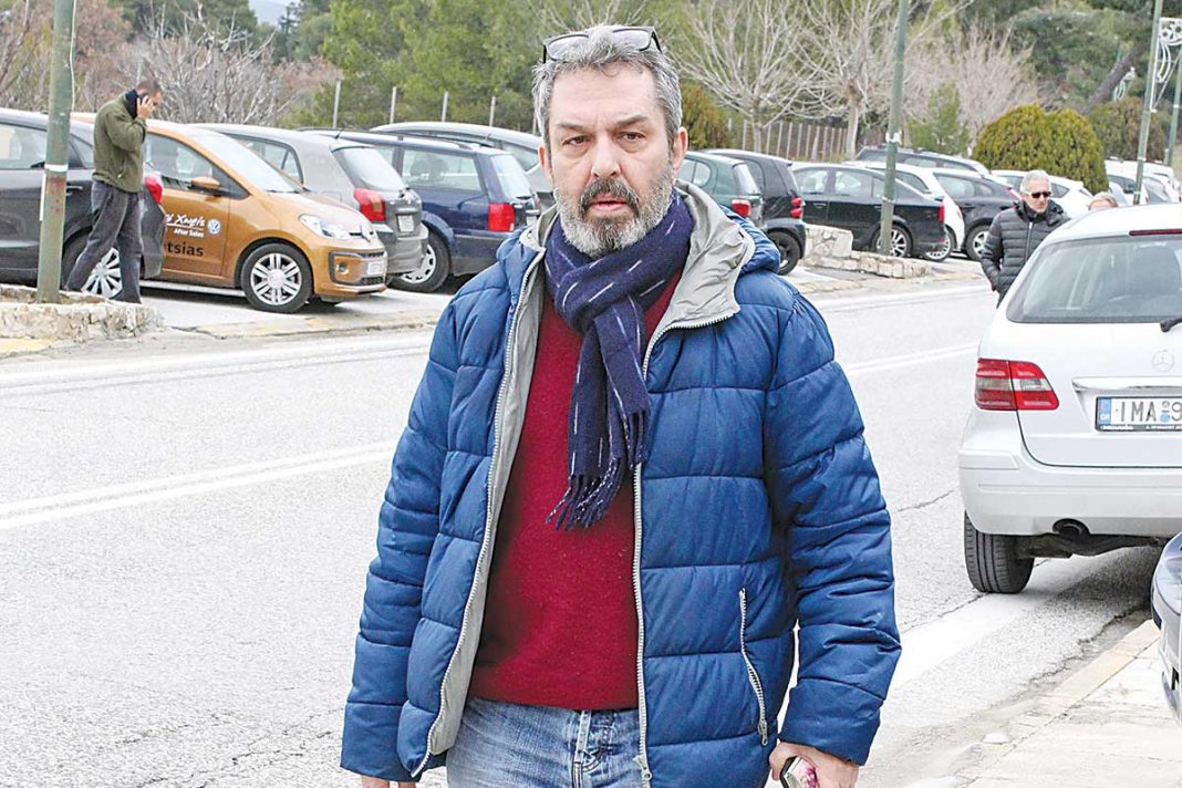 Comeback στο σανίδι για τον Χρήστο Χατζηπαναγιώτη