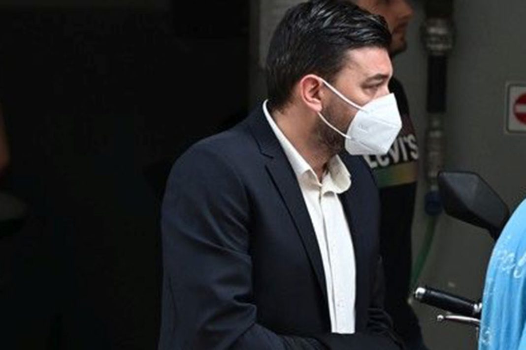 Σε μυστικό καταφύγιο η άγρια ξυλοκοπημένη σύντροφος του Ρόκι ρεπόρτερ της ΕΡΤ