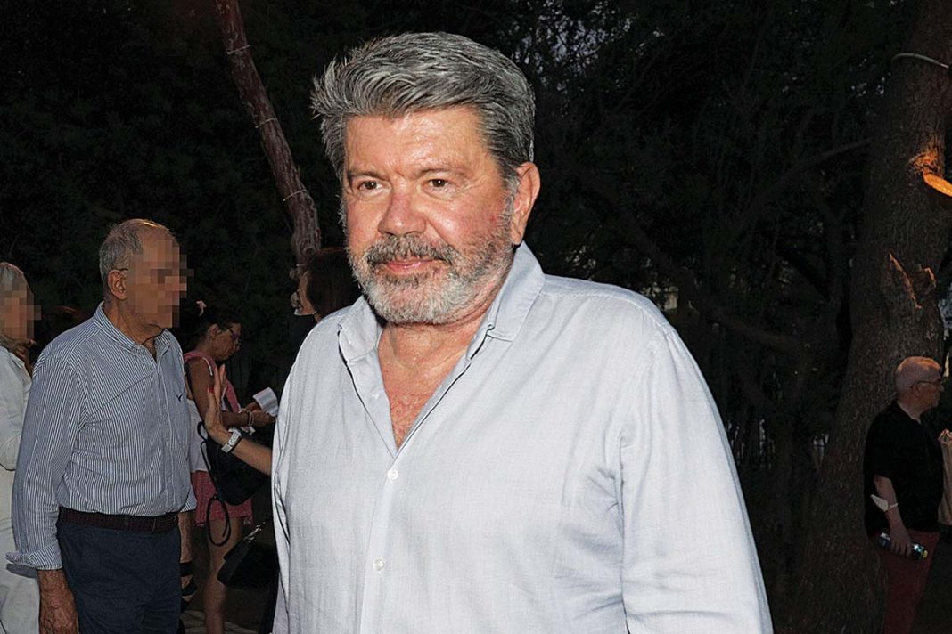 Γιάννης Λάτσιος: Το έμπειρο τηλεοπτικό στέλεχος είναι φαβορί για τη διαδοχή του Κωνσταντίνου Ζούλα στη ΕΡΤ