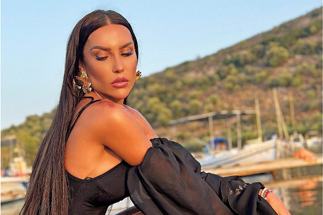 Χείμαρρος η Θεοδωροπούλου, έβγαλε στη φόρα τα... άπλυτα του Ταχτσίδη