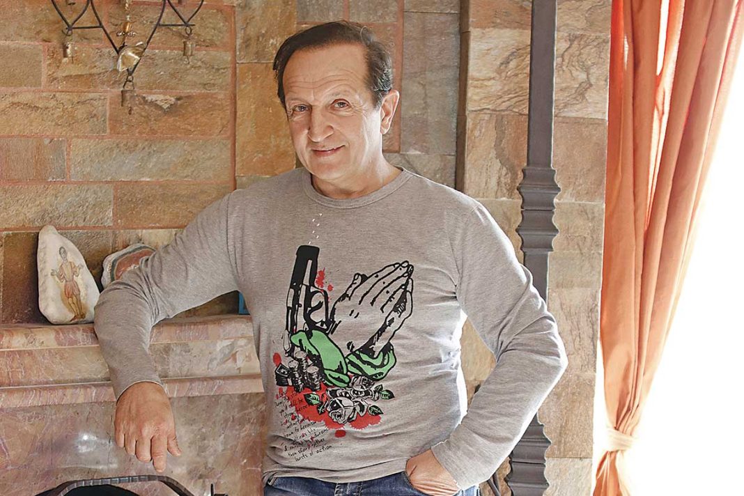 Σπύρος Μπιμπίλας: «Υπάρχουν ηθοποιοί που έδωσαν και την ψυχή τους στη Βουλή»