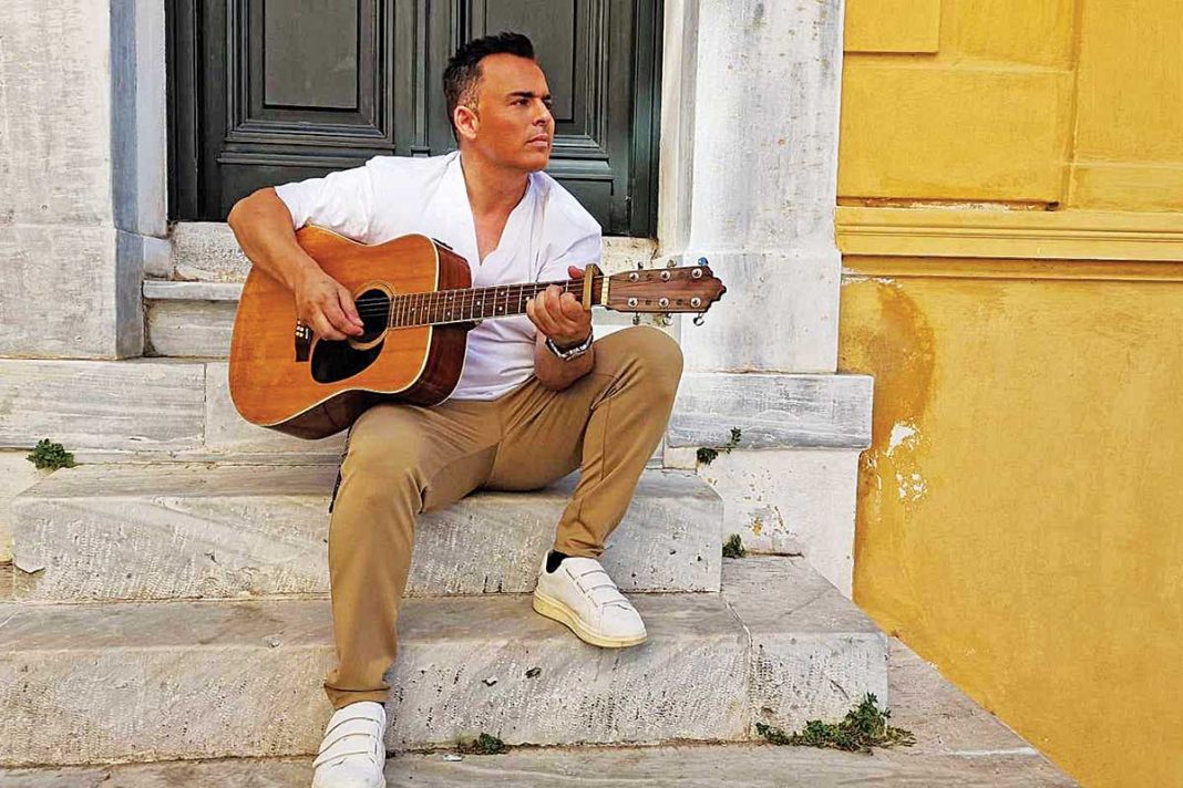 Το εντυπωσιακό, νέο βιντεοκλίπ του Πάνου Ψάλτη