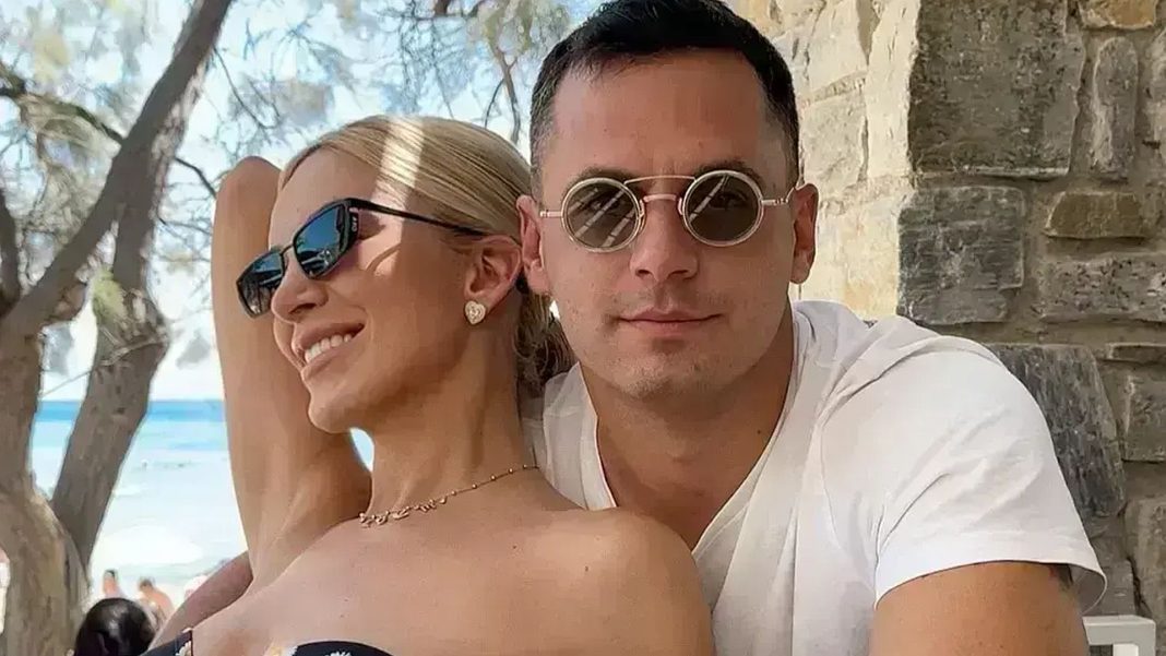 Full in love Καινούργιου και Κουτσουμπής στο Κολωνάκι