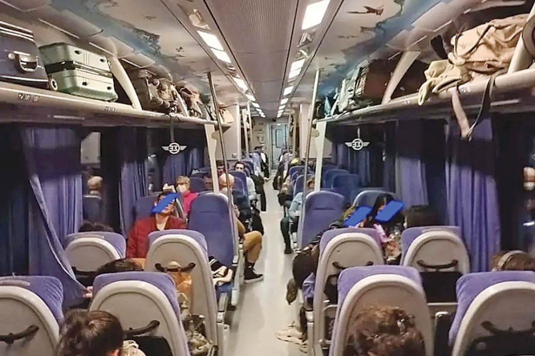 Στο «φως» ανατριχιαστικό ηχητικό ντοκουμέντο λίγα μόλις δευτερόλεπτα μετά τη μοιραία σύγκρουση στα Τέμπη