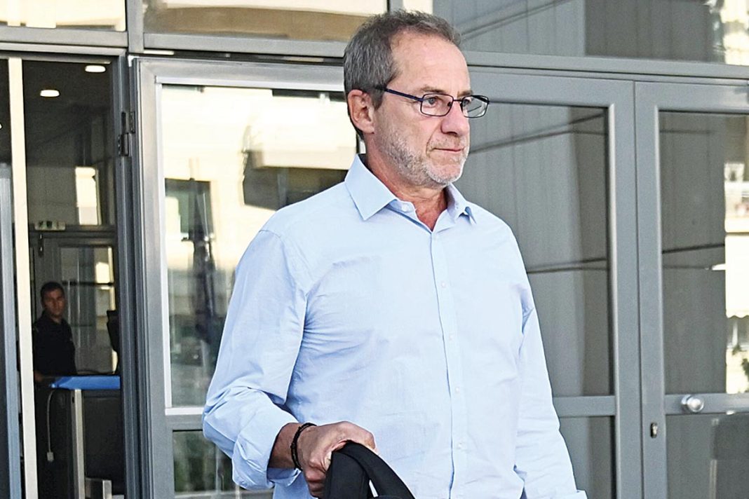 Ο άφαντος εδώ και δέκα μήνες Δημήτρης Λιγνάδης έδωσε σημεία ζωής!