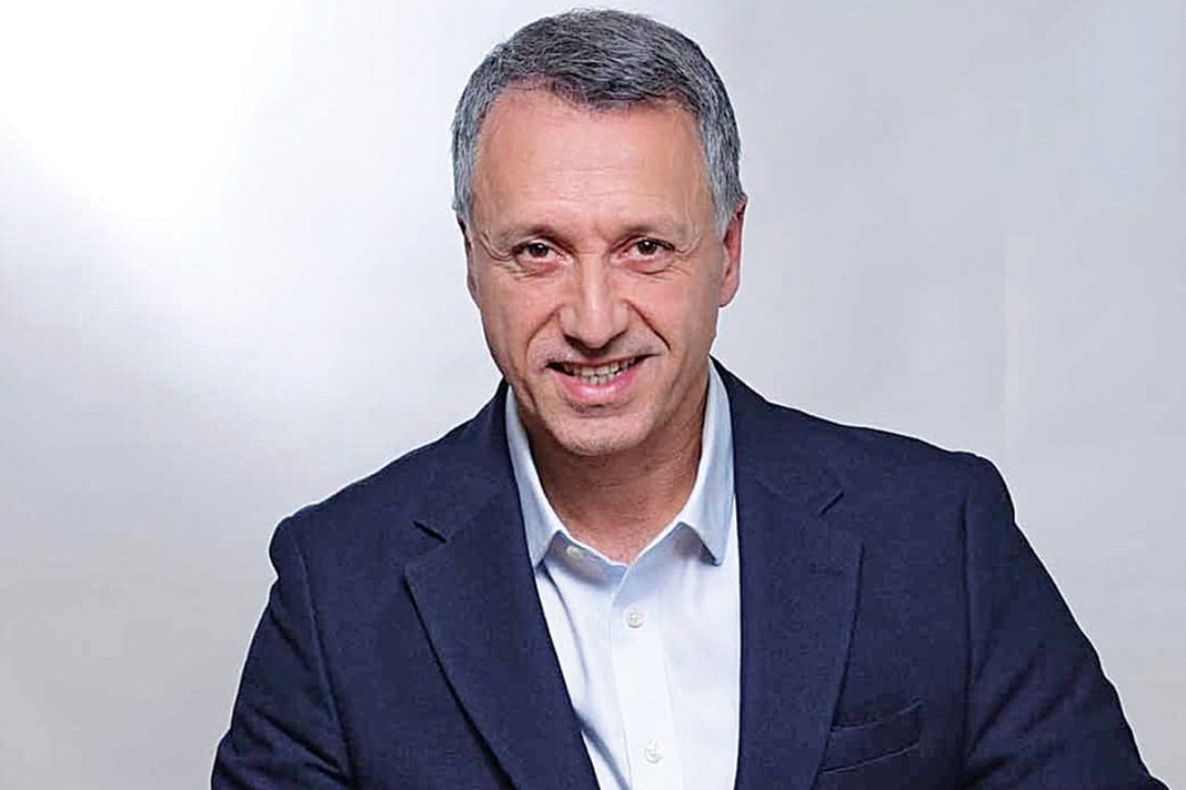Το comeback του Αλέξη Νείρου με λάτιν άρωμα