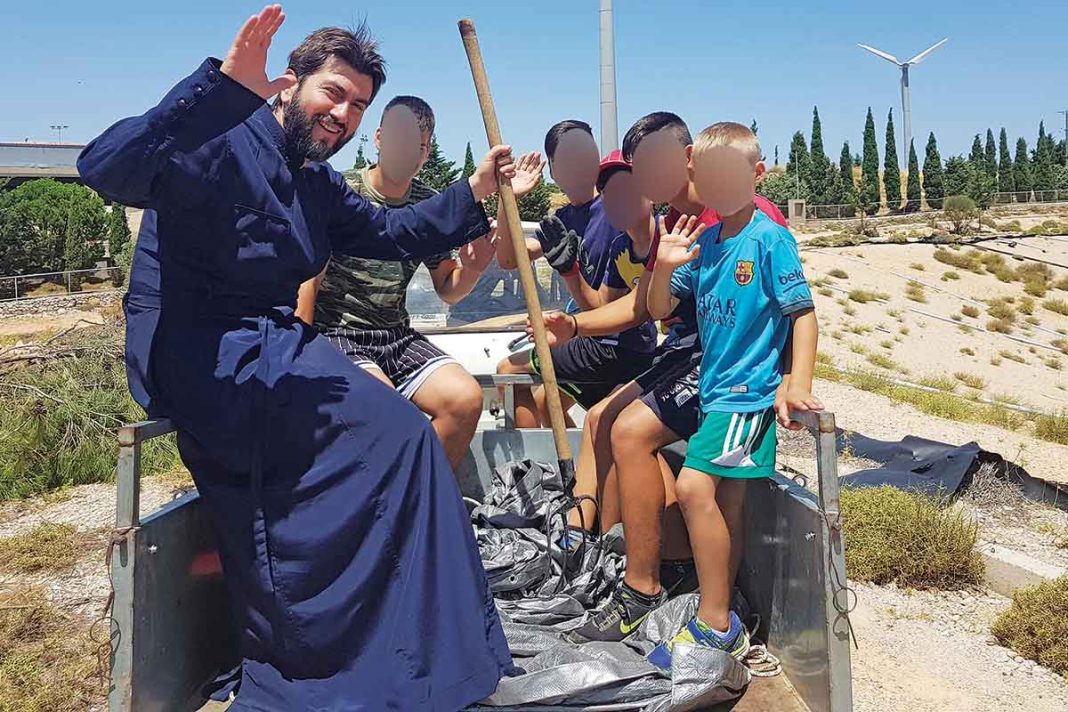 Ένοχος ο Πατέρας Αντώνιος για ξυλοδαρμούς, τιμωρίες και απομόνωση ανηλίκων