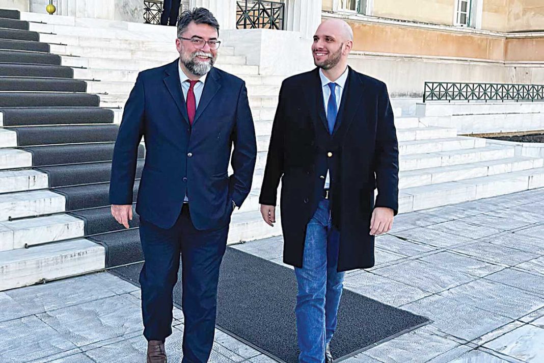 Η εμπλοκή του διευθυντή του πολιτικού γραφείου του Οικονόμου σε ροζ κύκλωμα