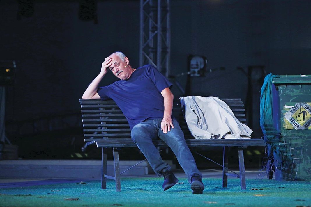 Γιώργος Κιμούλης: Στο σφυρί έξι ακίνητα του δημοφιλούς θεατρανθρώπου!