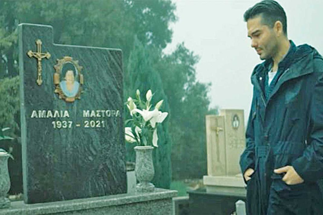 Από την Αθήνα μέχρι και το χωριό του στη Βόρεια Ηπειρο ο «Γυρισμός» του Χρήστου Μάστορα
